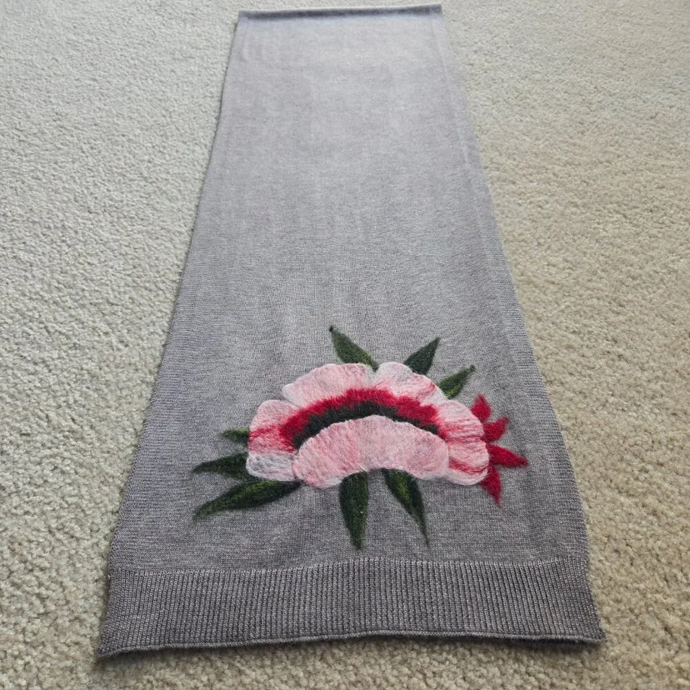 NWOT J. Jill Knit Scarf with Needle Felted Wool Flowers